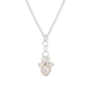 chloe white pearl necklace
