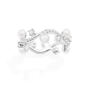 Flower Ring with Pearls
